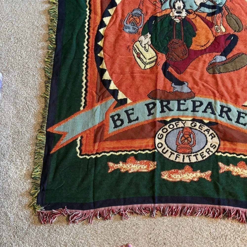 90s Disney tapestry Throw Blanket Goofy Gear Outfitters Beacon Rare USA 50x52